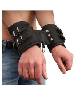 The Red Doubles Menottes Pour Poignets