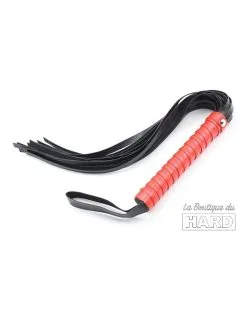 Correct Me Martinet Hellig 48cm Noir-Rouge 9 Correct Me Martinet Hellig 48cm Noir-Rouge -Sextoys boutique martinet hellig 48cm noir rouge 2