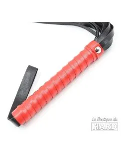 Correct Me Martinet Hellig 48cm Noir-Rouge 11 Correct Me Martinet Hellig 48cm Noir-Rouge -Sextoys boutique martinet hellig 48cm noir rouge 4