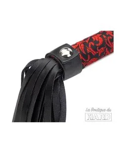 Correct Me Martinet Tang 40cm Noir-Rouge -Sextoys boutique martinet tang 40cm noir rouge 1