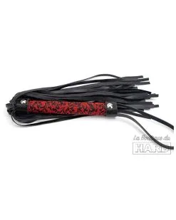 Correct Me Martinet Tang 40cm Noir-Rouge -Sextoys boutique martinet tang 40cm noir rouge 5