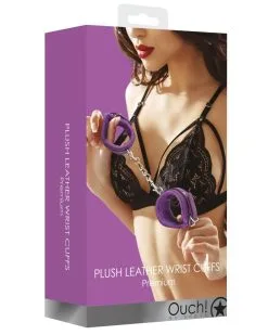 Ouch! Menottes De Poignet Plush Violet 4 Ouch! Menottes De Poignet Plush Violet -Sextoys boutique menottes de poignet plush violet 1