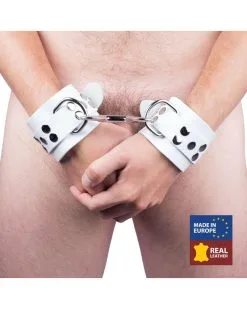 The Red Menottes En Cuir Ultra Blanches