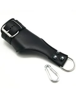 The Red Menottes Suspension En Cuir - Mains-Pieds -Sextoys boutique menottes suspension en cuir mains pieds 3